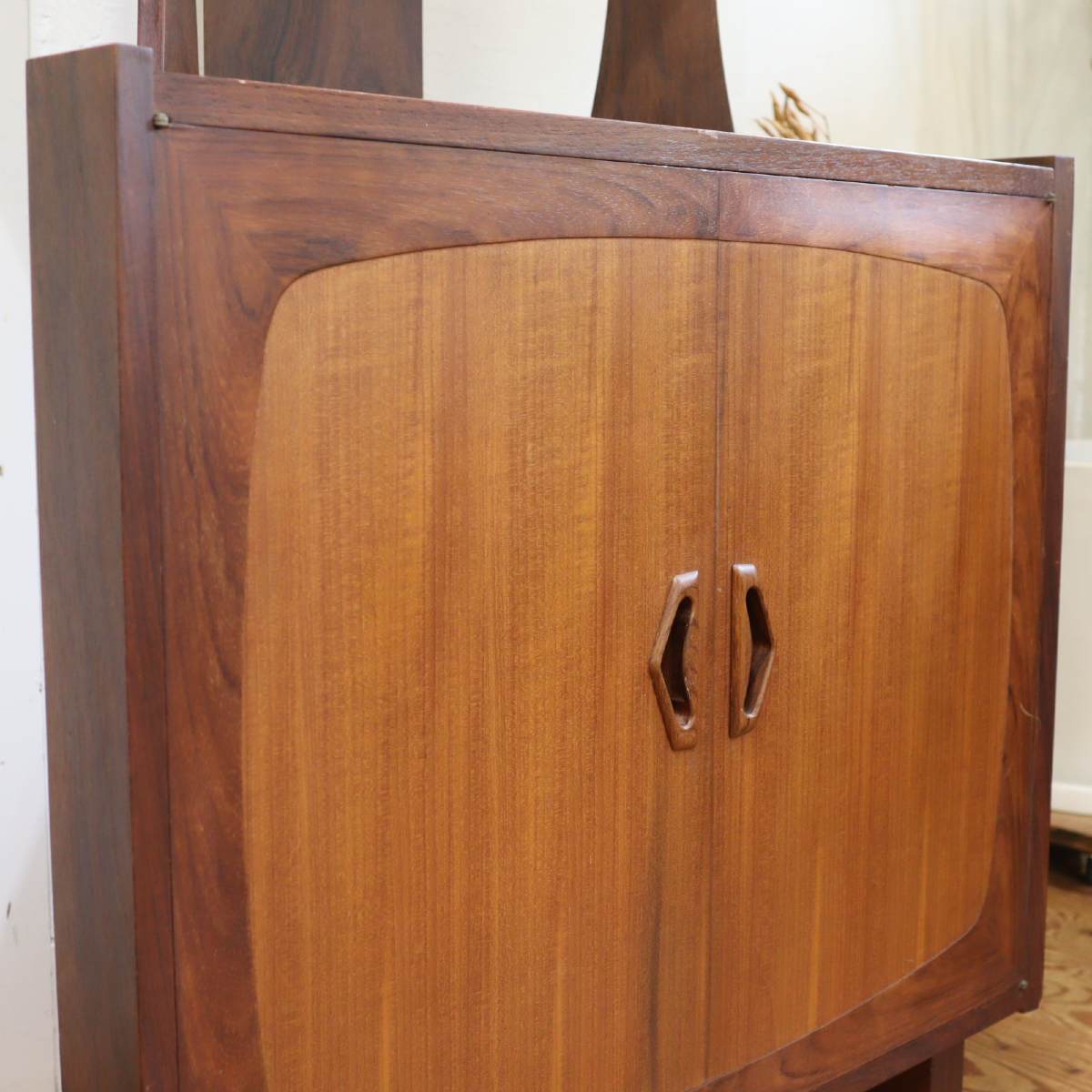 コーナーキャビネット 飾り棚 ジャパンヴィンテージ