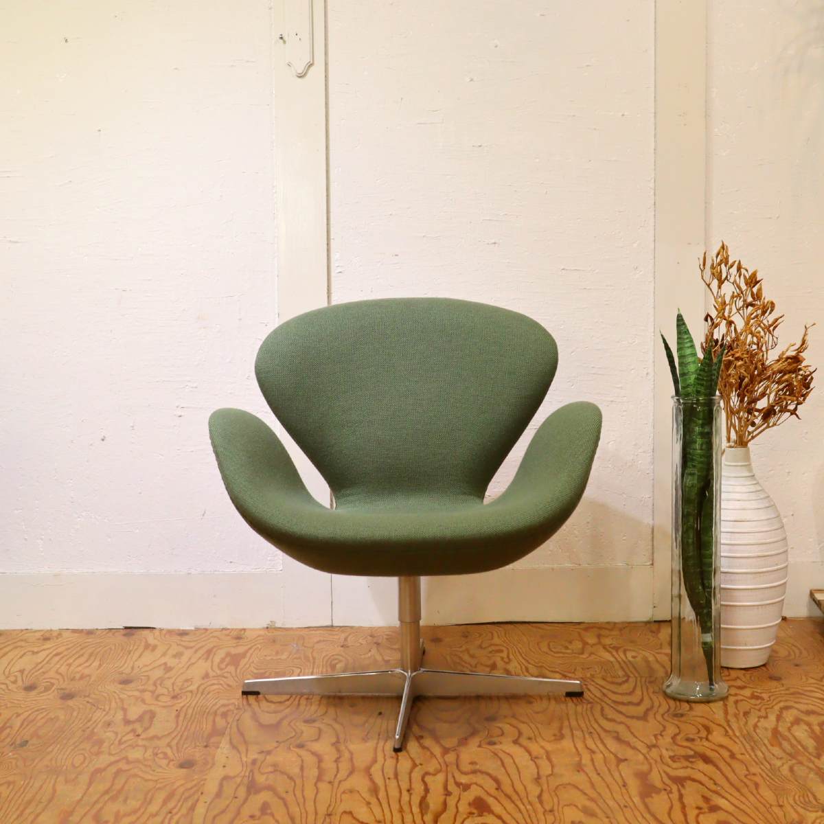 フリッツハンセン / FRITZ HANSEN スワンチェア / SWAN グリーン アルネ・ヤコブセン 北欧デンマーク 張替え済 中古