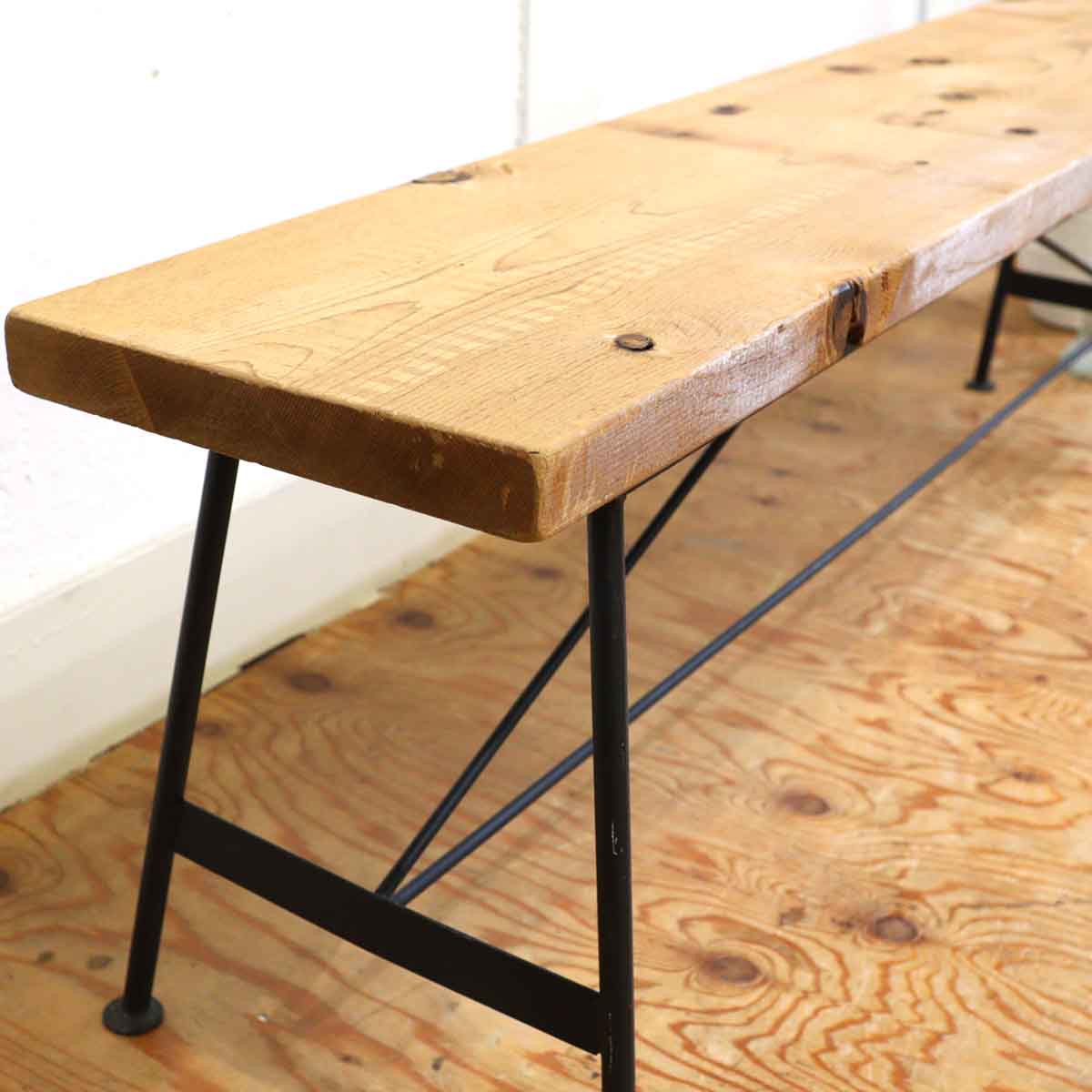 リデザインファニチャー リスタイルオリジナル ベンチ ヒュームドパイン アイアンベース