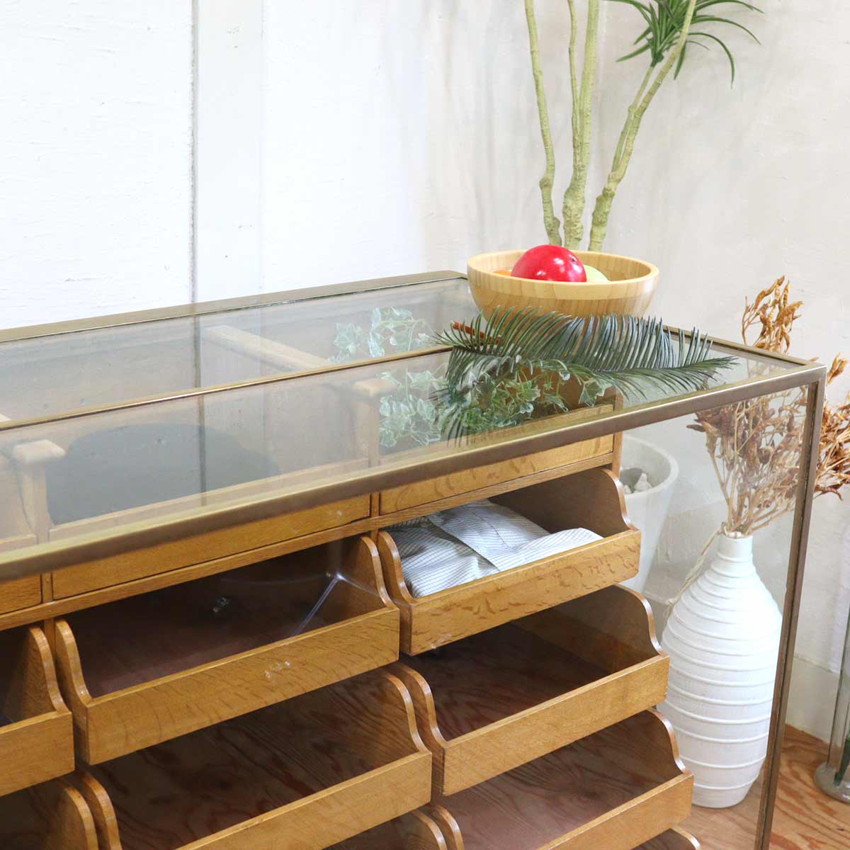 <i>動画</i>英国アンティーク シャツケース ショーケース 店舗什器 中古