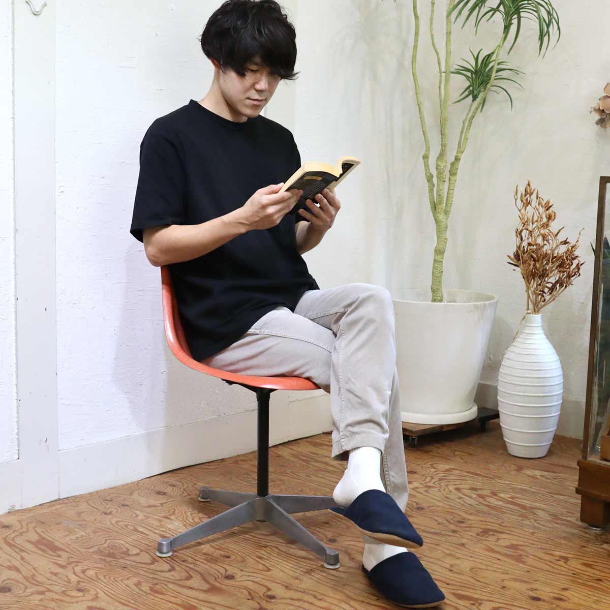 サイドシェルチェア コントラクトベース チャールズ&レイ・イームズ  中古