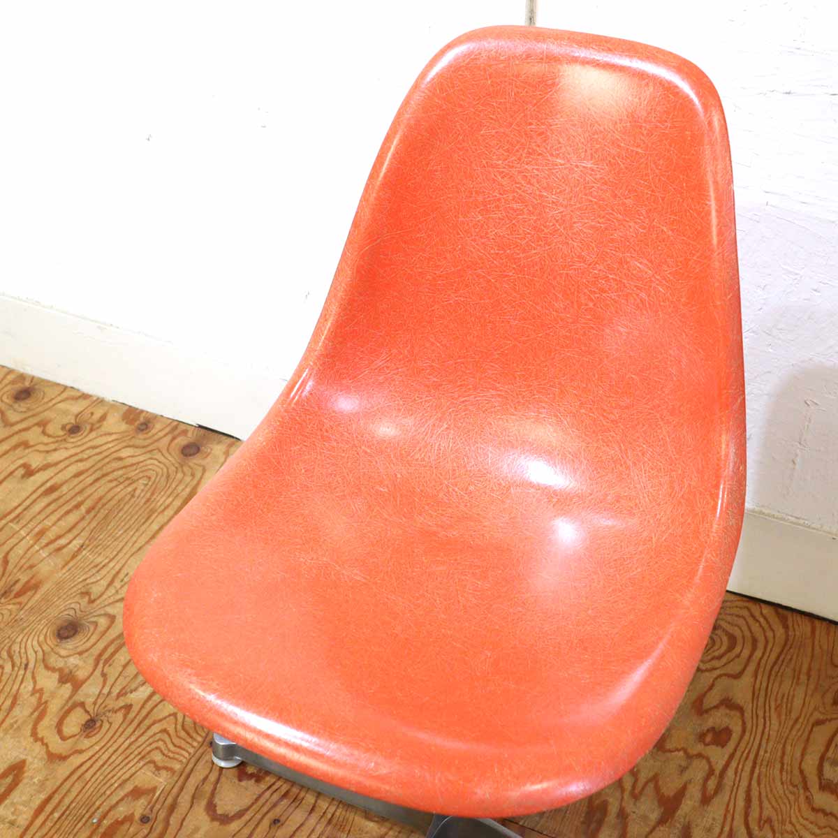 サイドシェルチェア コントラクトベース チャールズ&レイ・イームズ  中古