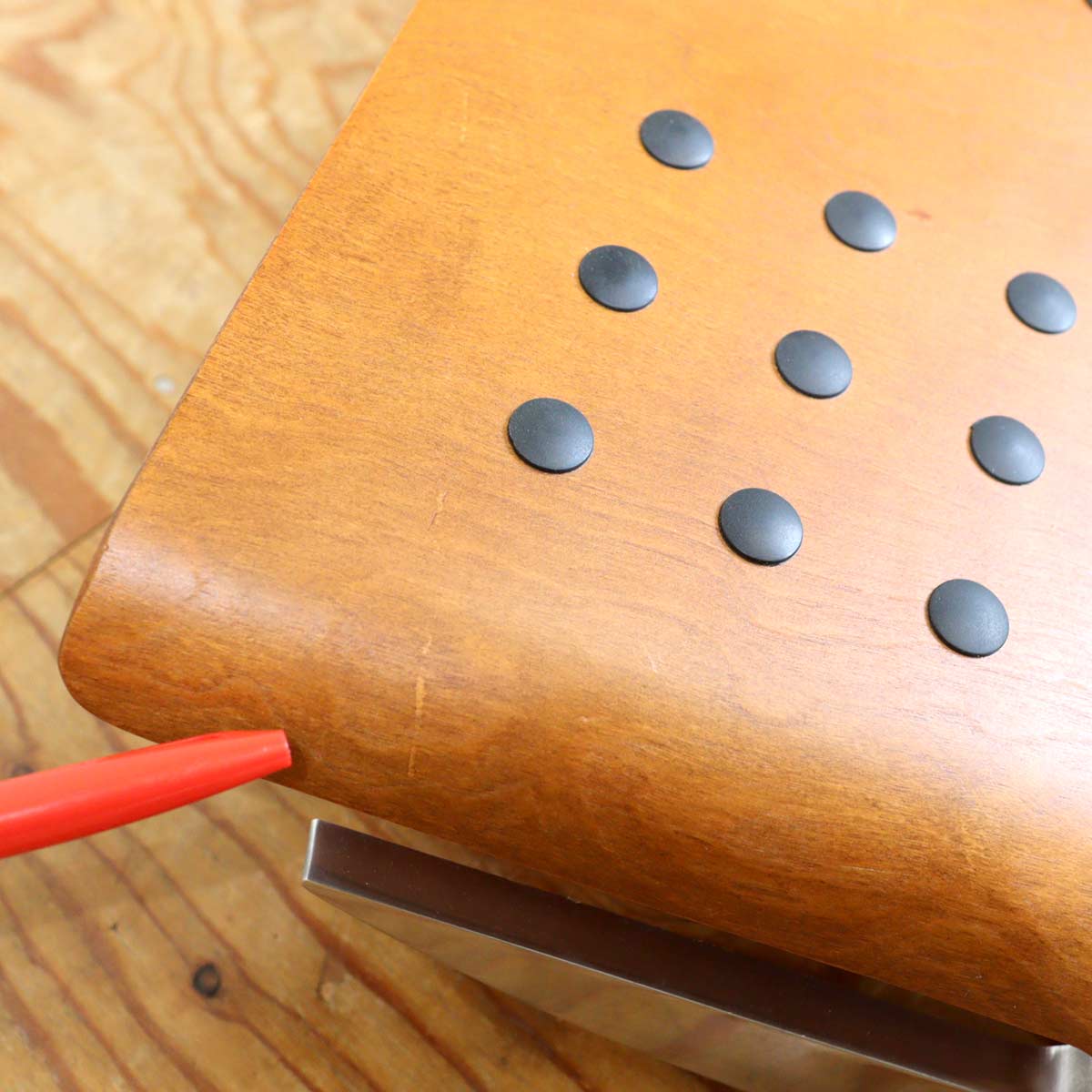 ヒューマンスケール / Humanscale フットレスト FR500 中古