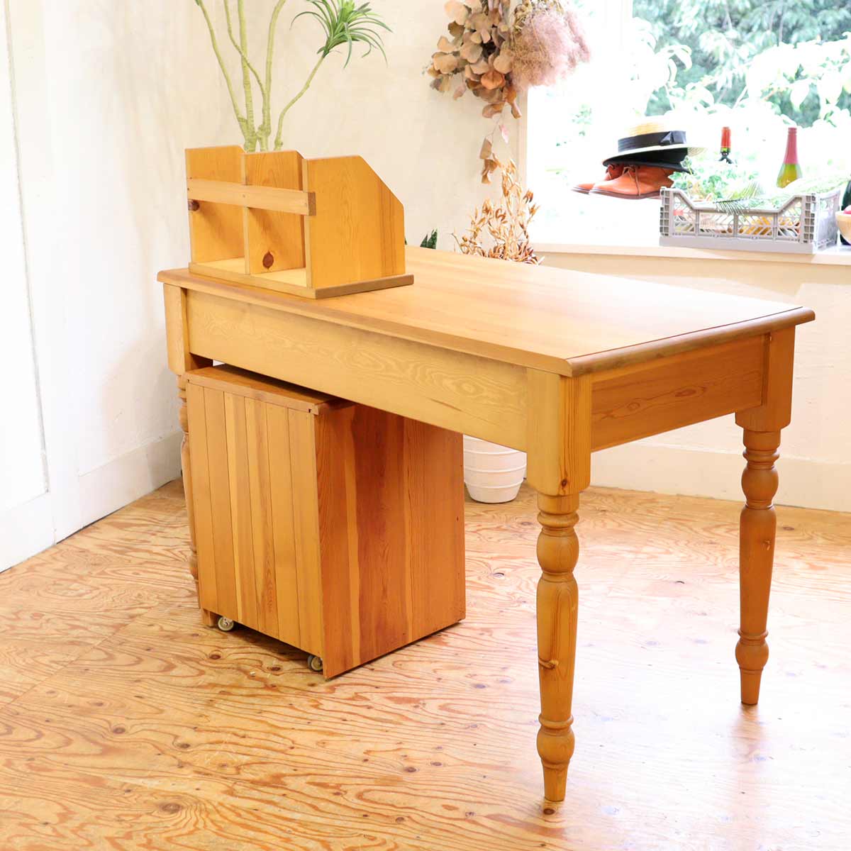 ハーベスト / HARVEST デスク3点セット 3ドロワデスク ターンドレッグ ワゴン 机 中古