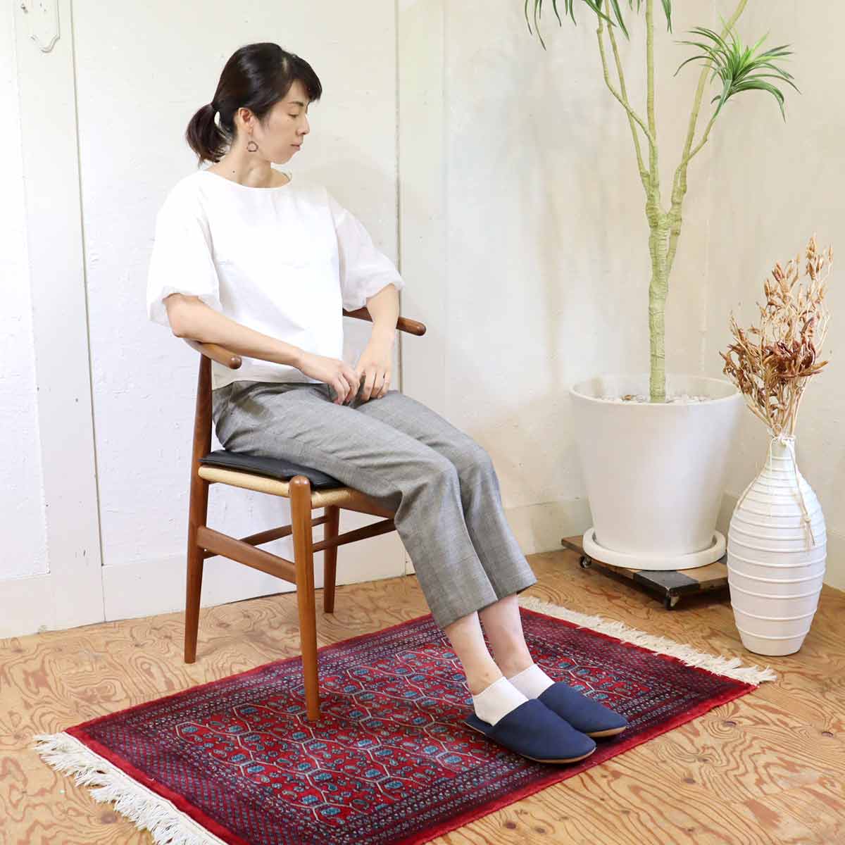 カールハンセン&サン / Carl Hansen & Søn Yチェア CH24 【1】ハンスJ.ウェグナー ウォールナット ナチュラルペーパーコード クッション付き 中古
