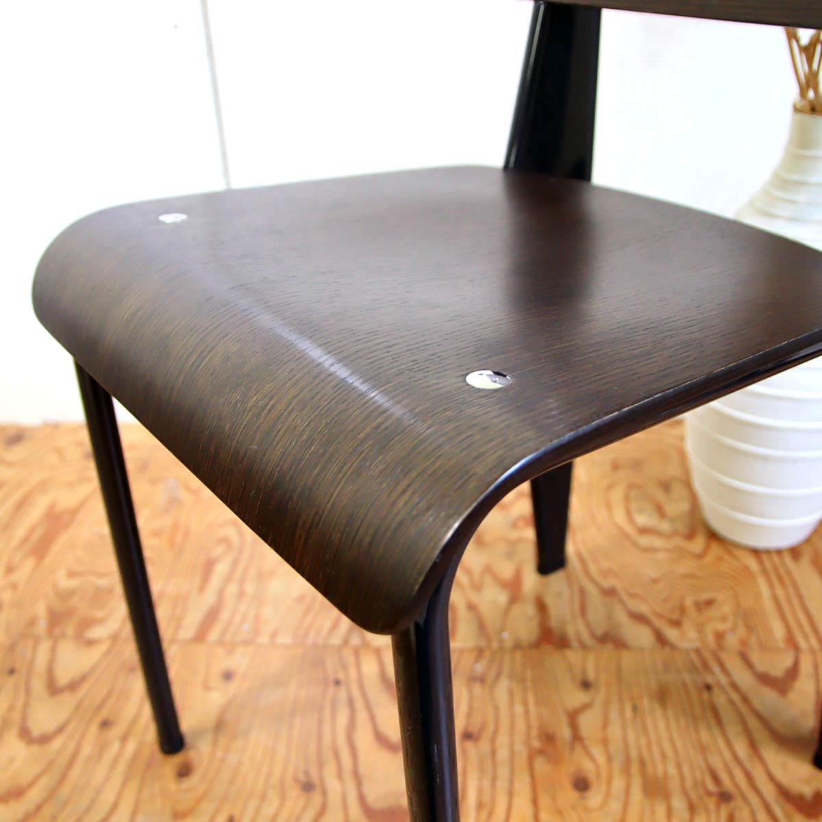 ヴィトラ / Vitra スタンダード / Standard チェア ジャン・プルーヴェ ダークオーク 展示品
