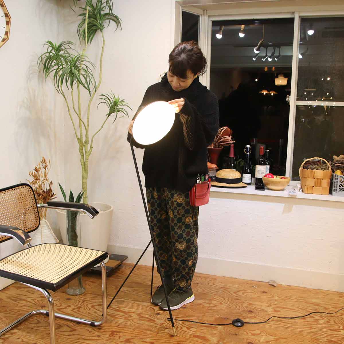 ディクラッセ / DI CLASSE アルル フロアランプ 照明 ブラック 展示品