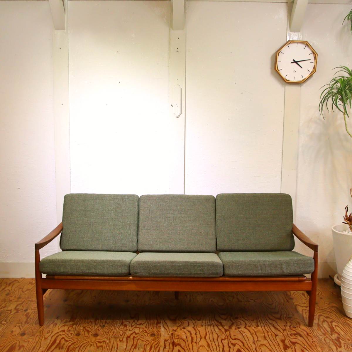 SKIVE MOBELFABRIK  トリプルソファ チーク 3人掛けソファ 北欧 デンマーク ヴィンテージ