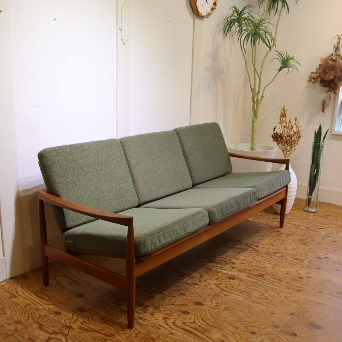 SKIVE MOBELFABRIK  トリプルソファ チーク 3人掛けソファ 北欧 デンマーク ヴィンテージ