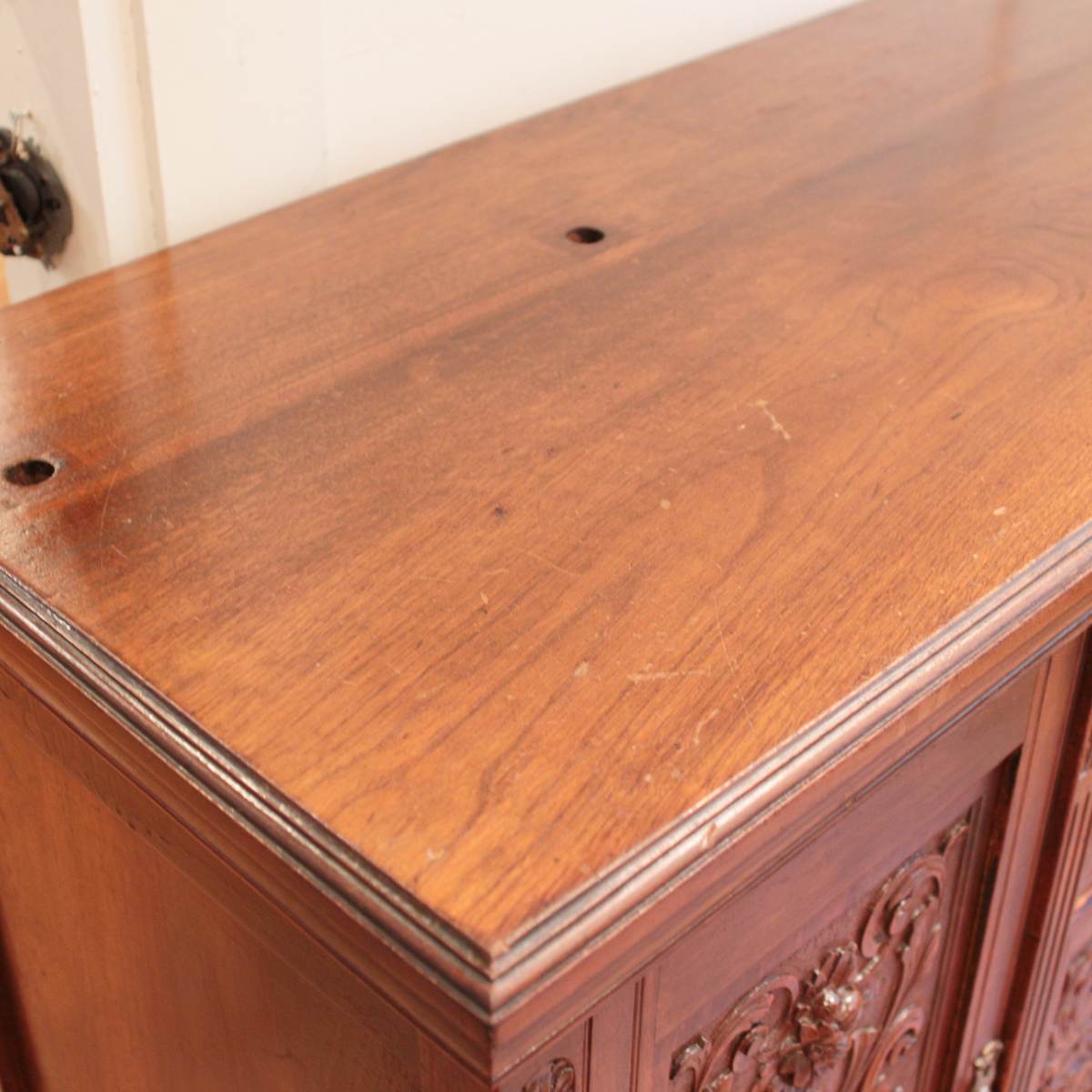 ミラー付きバッフェ 飾り棚 クラシカル収納棚 ヴィンテージ