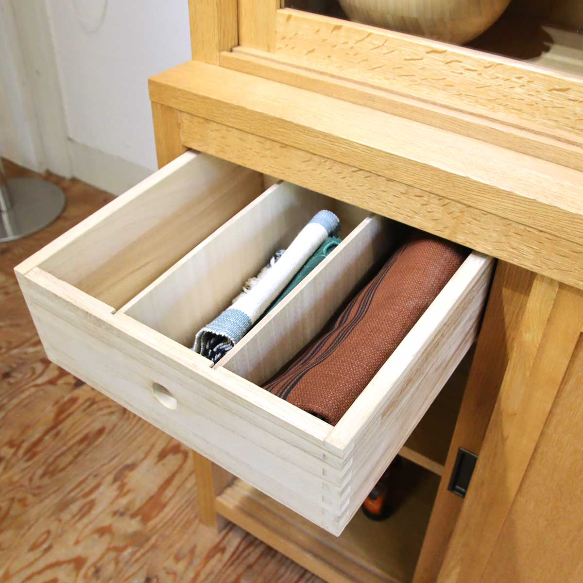 クラッシュゲート / CRASH GATE イージーライフ TEST キャビネット 食器棚 飾り棚 中古