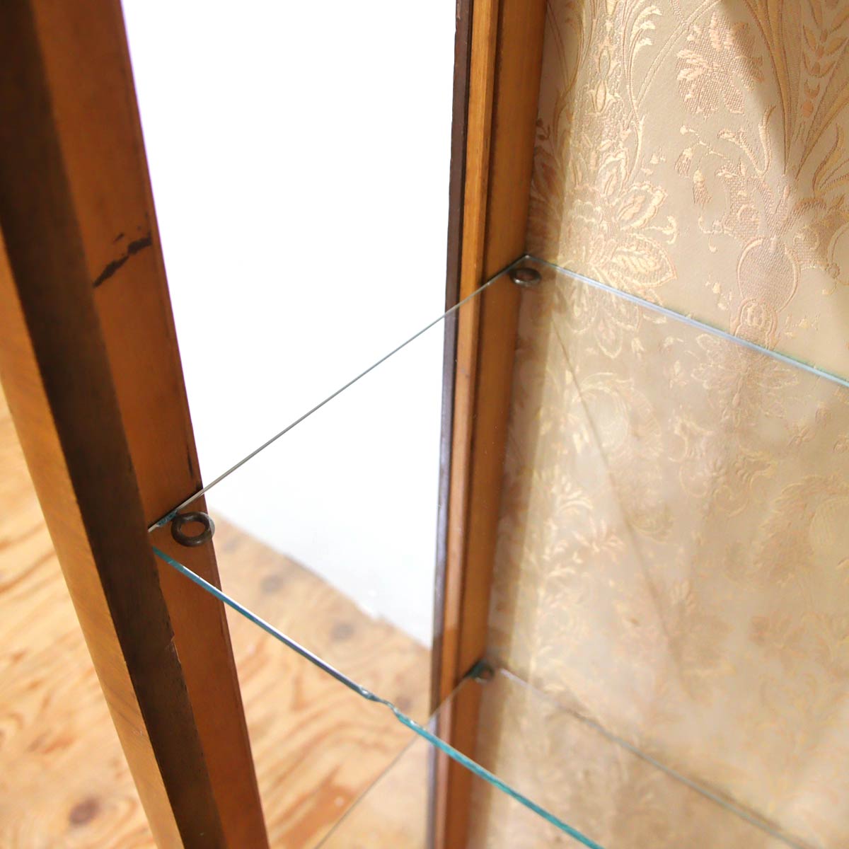 英国アンティーク飾り棚 ディスプレイキャビネット コレクションボード