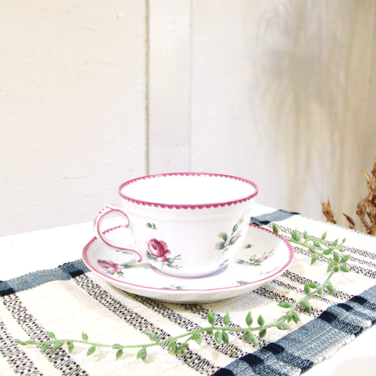 リチャードジノリ / Richard Ginori カップ&ソーサー【1】 ドッチア窯 アンティークローズ イタリア 中古