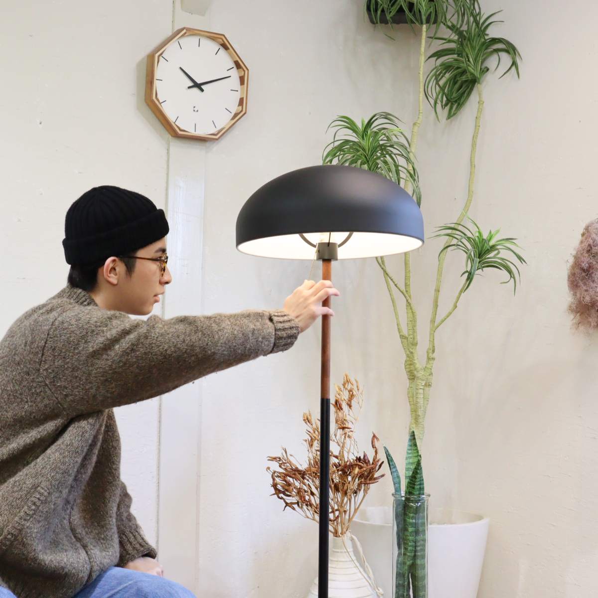 アプロス / APROZ ウェイン / WAYNE / F フロアライト 間接照明 ブラック 中古