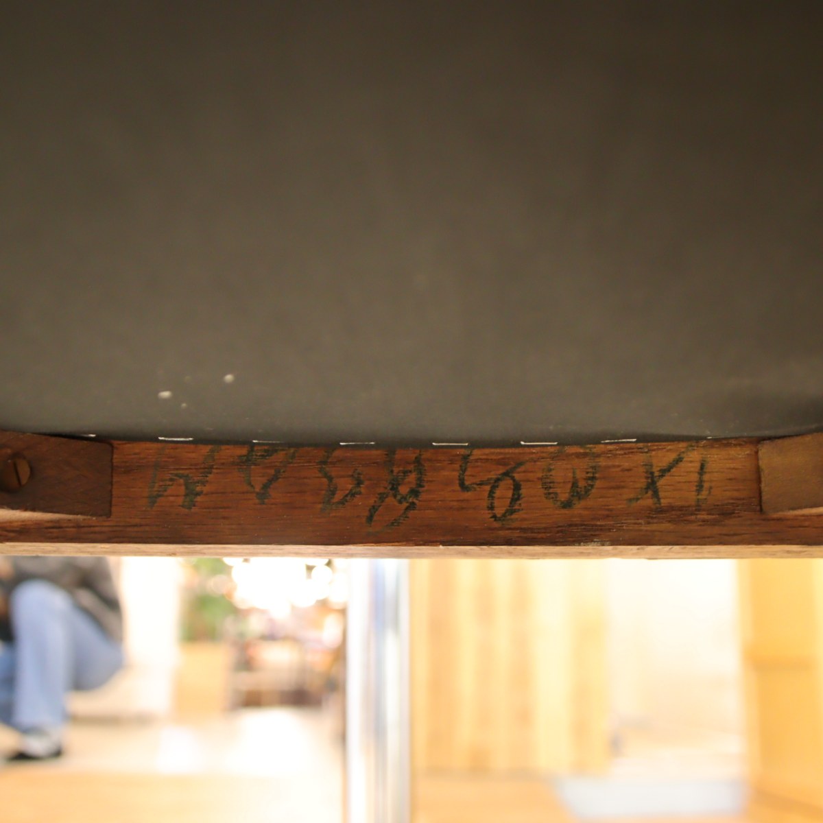 英国アンティーク ダイニングチェア【2】オーク材 木製チェア  張替えリペア済 ブラック