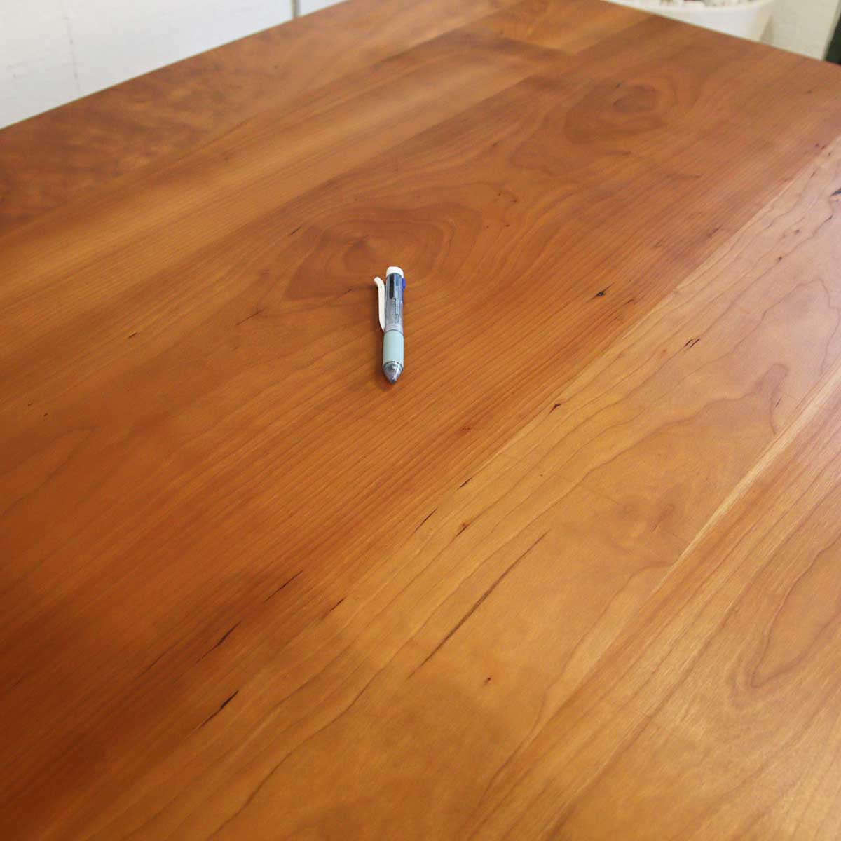 <i>動画</i>シャルドネ 柏木工 ドルチ / DOLCI ダイニングテーブル 高さ65 無垢材 中古