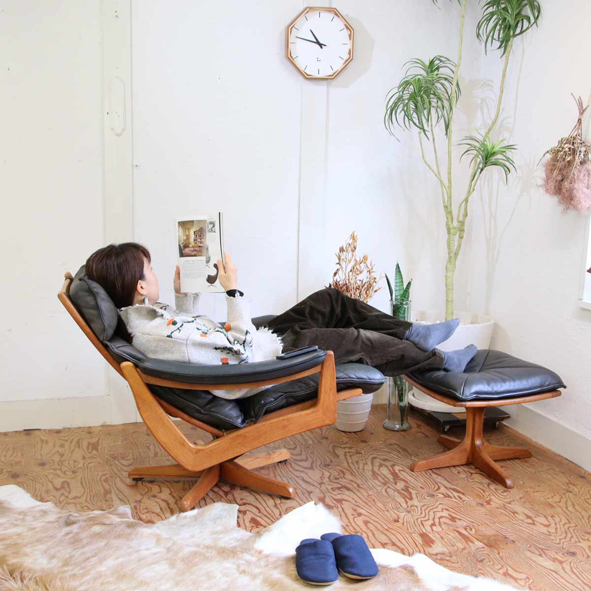 リードモブラー / LIED MOBLER リクライニングチェア &オットマン 本革張り 北欧 中古