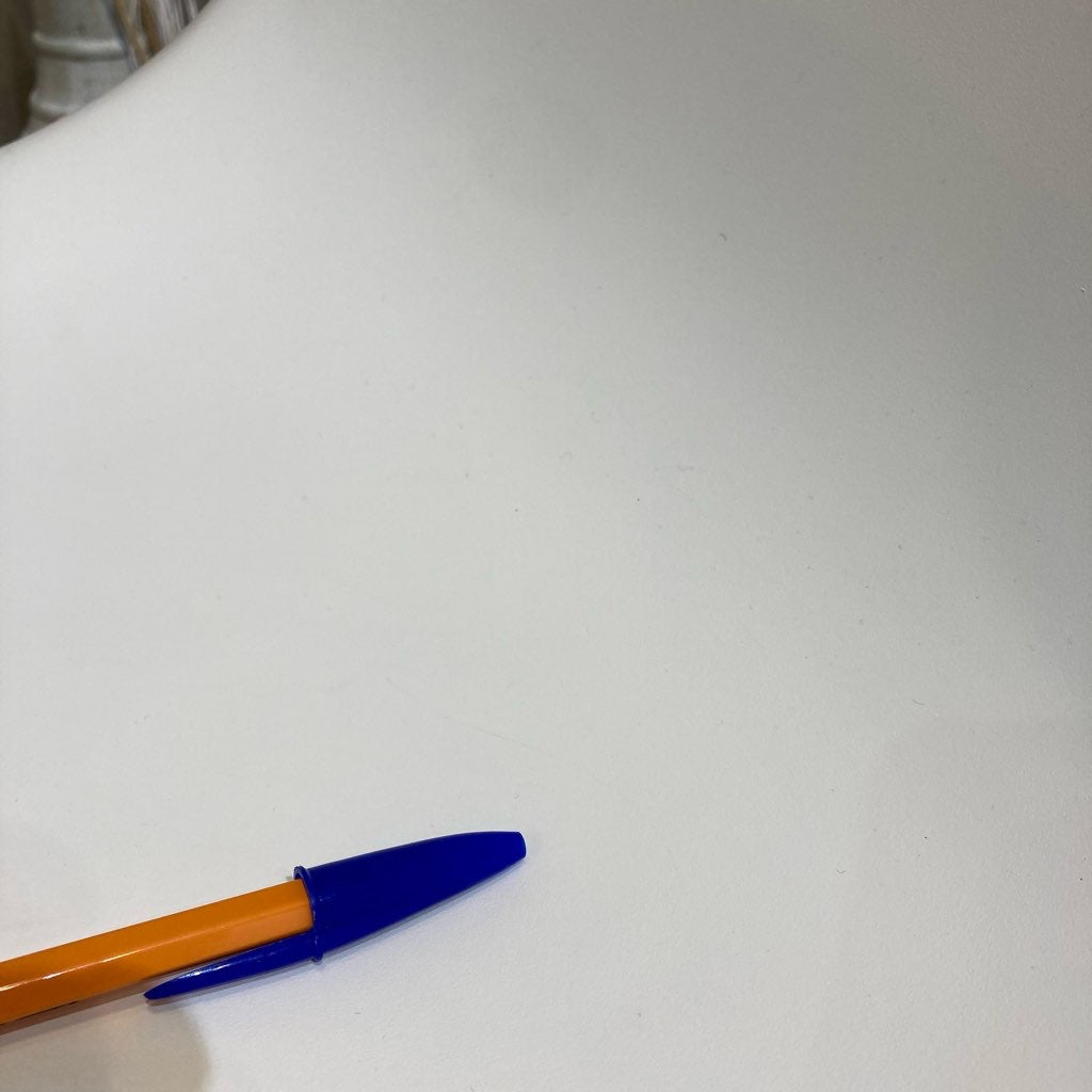 ハーマンミラー / Herman Miller ヴィトラ / Vitra サイドシェルチェア ホワイト エッフェルベース チャールズ&レイ・イームズ 中古