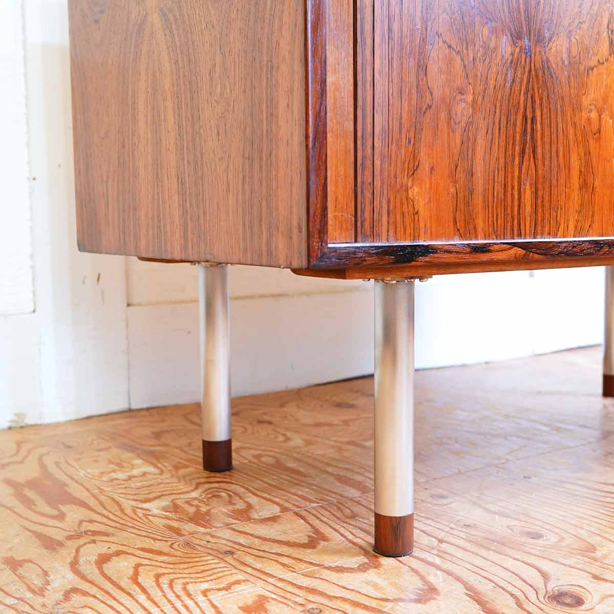 Feldballs Møbelfabrik キャビネット サイドボード タンブールドア 蛇腹扉 カイ・クリスチャンセン 北欧 ヴィンテージ