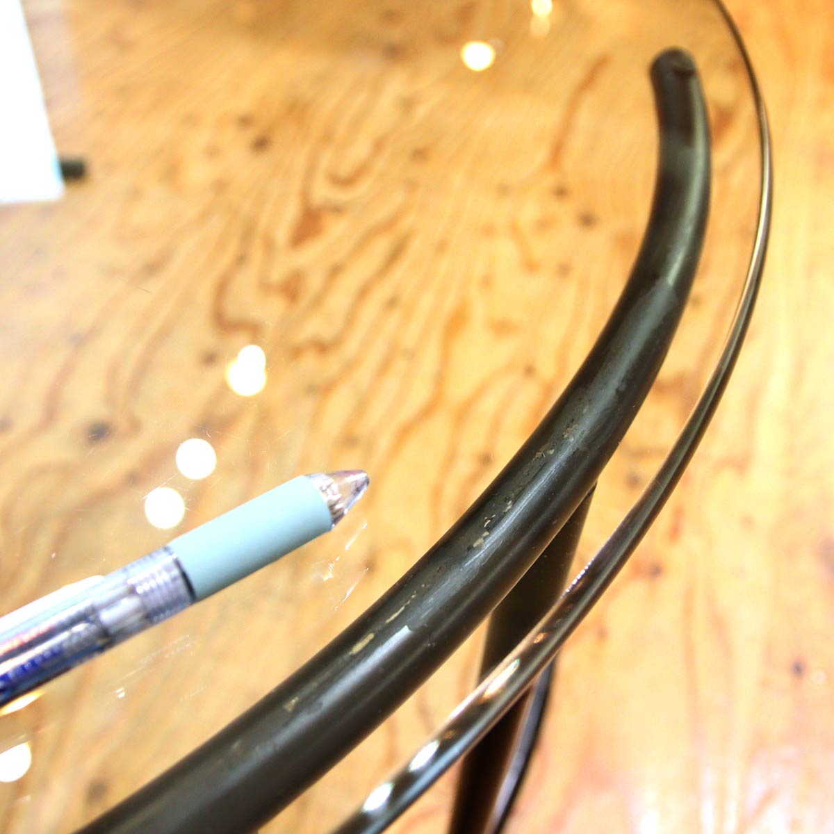 フクラ / HUKLA TMRB ガラスローテーブル L 円センターテーブル 中古