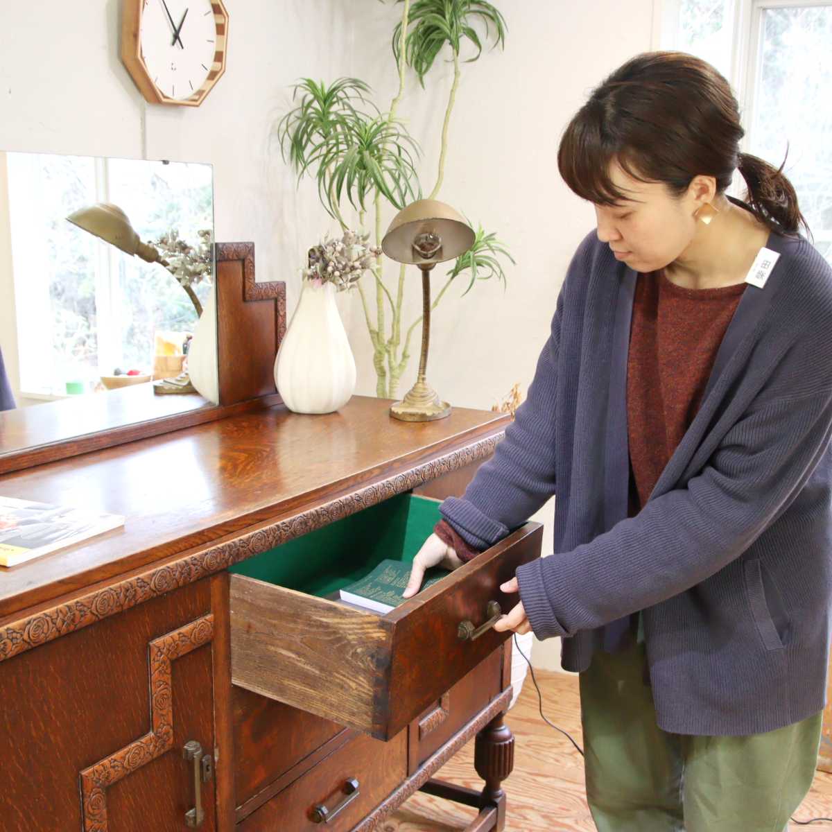 英国アンティーク ミラー付き バッフェ キャビネット エレガント