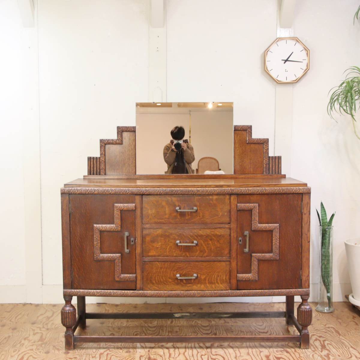 英国アンティーク ミラー付き バッフェ キャビネット エレガント