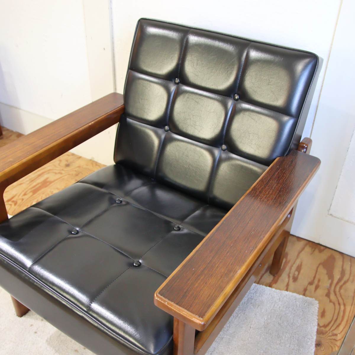 karimoku / カリモク家具 アームソファ Kチェア スタンダードブラック 【1】ヴィンテージ