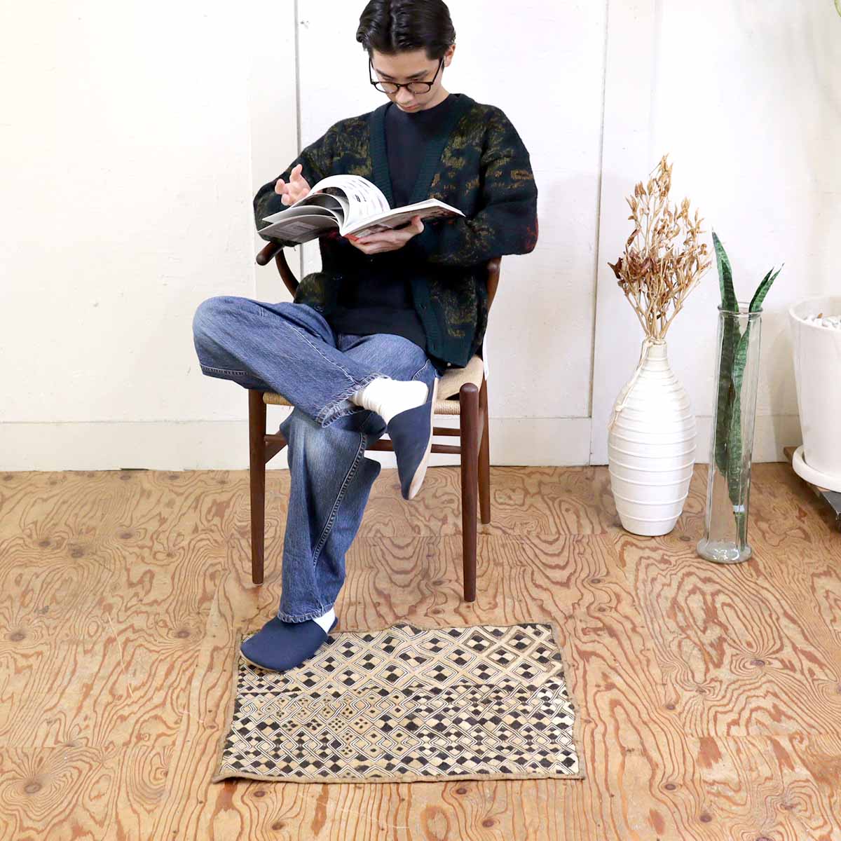 草ビロード 刺繍布 敷物 織物 クバ王国ショワ族 民族 中古