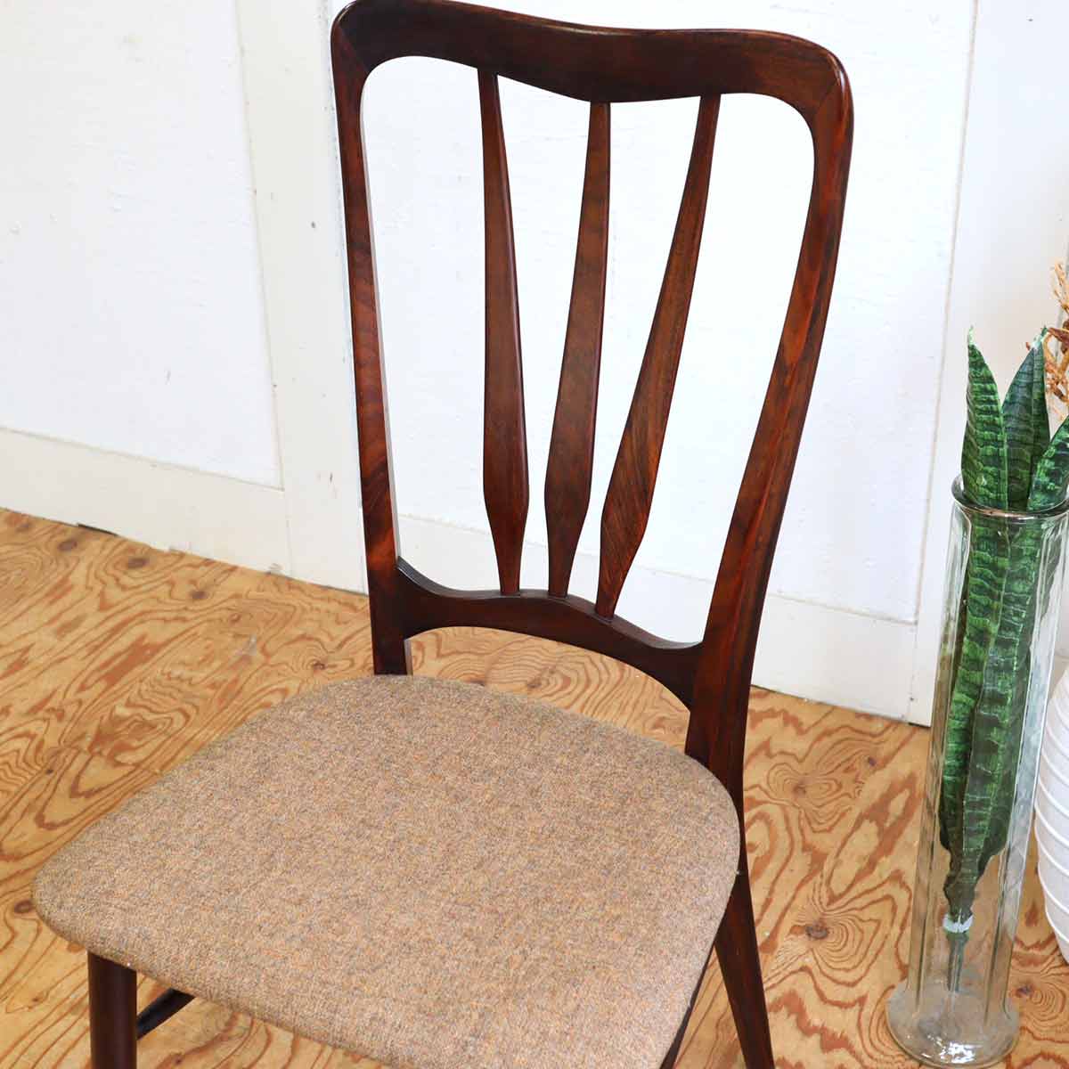 コフォード・ホーンスレット / Koefoed Hornslet イングリッド チェア ローズウッド 【3】 ヴィンテージ