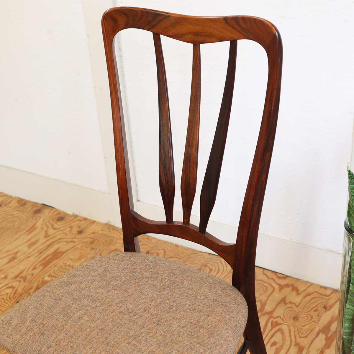コフォード・ホーンスレット / Koefoed Hornslet イングリッド チェア ローズウッド 【6】 ヴィンテージ