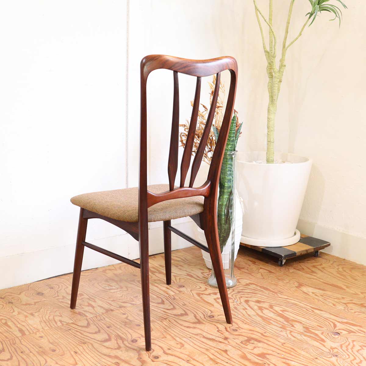 コフォード・ホーンスレット / Koefoed Hornslet イングリッド チェア ローズウッド 【6】 ヴィンテージ