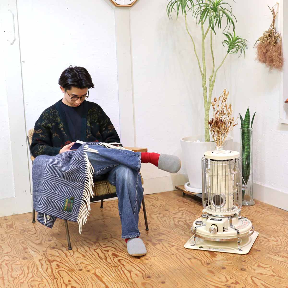 アラジン / Aladdin ブルーフレームヒーター 石油ストーブ 39型 ホワイト 中古