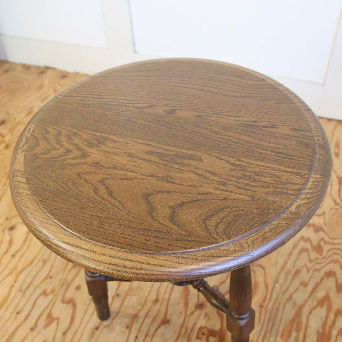 ラウンドカフェテーブル サイドテーブル オーク無垢材 オランダ 中古