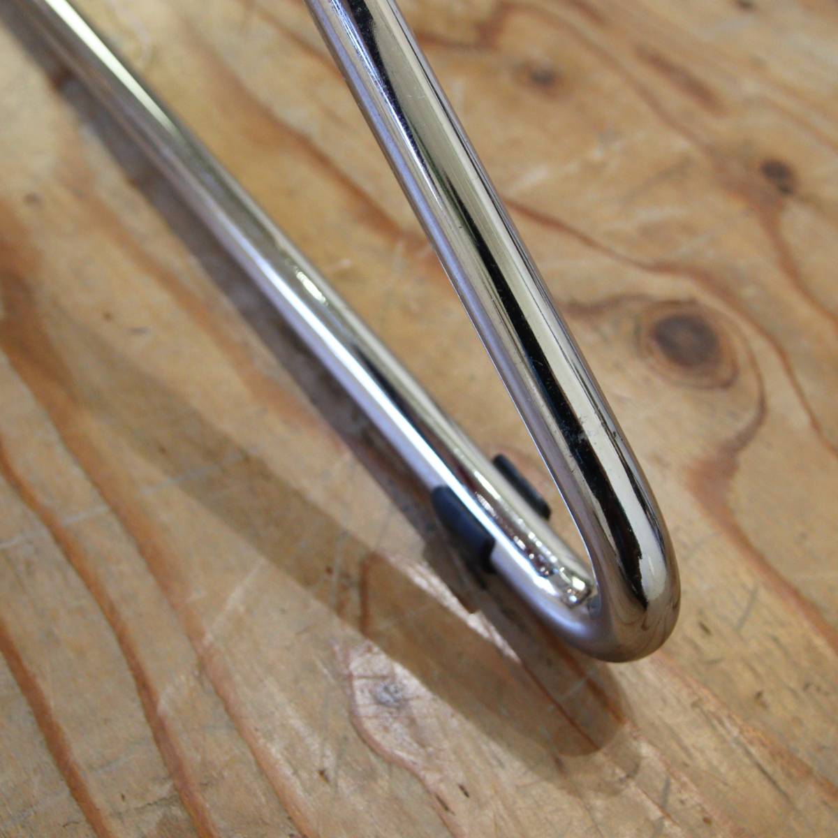 籐張り ガラステーブル ポストモダンなカフェテーブル ラタン 中古