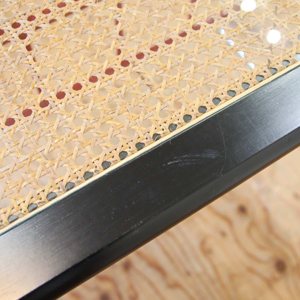 籐張り ガラステーブル ポストモダンなカフェテーブル ラタン 中古