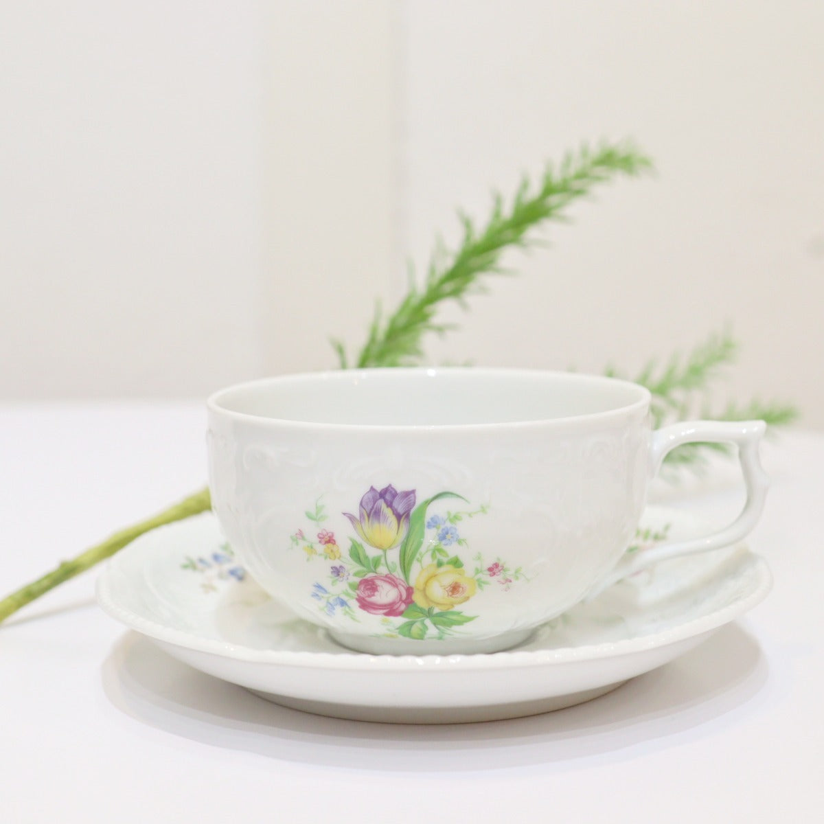ローゼンタール / Rosenthal クラシック ローズ フラワーブーケ カップ&ソーサー 中古