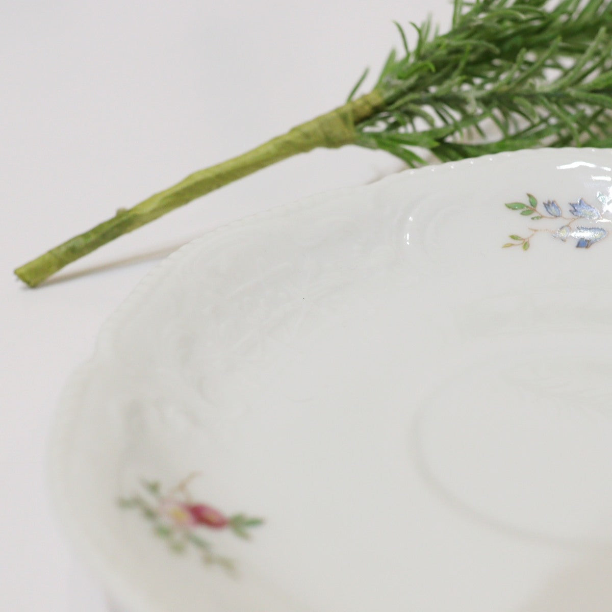 ローゼンタール / Rosenthal クラシック ローズ フラワーブーケ カップ&ソーサー 中古