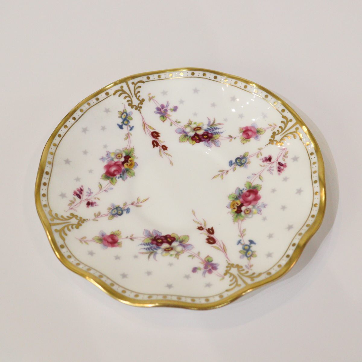 ロイヤルクラウンダービー ロイヤルアントワネット ティーカップ&ソーサー アンティーク