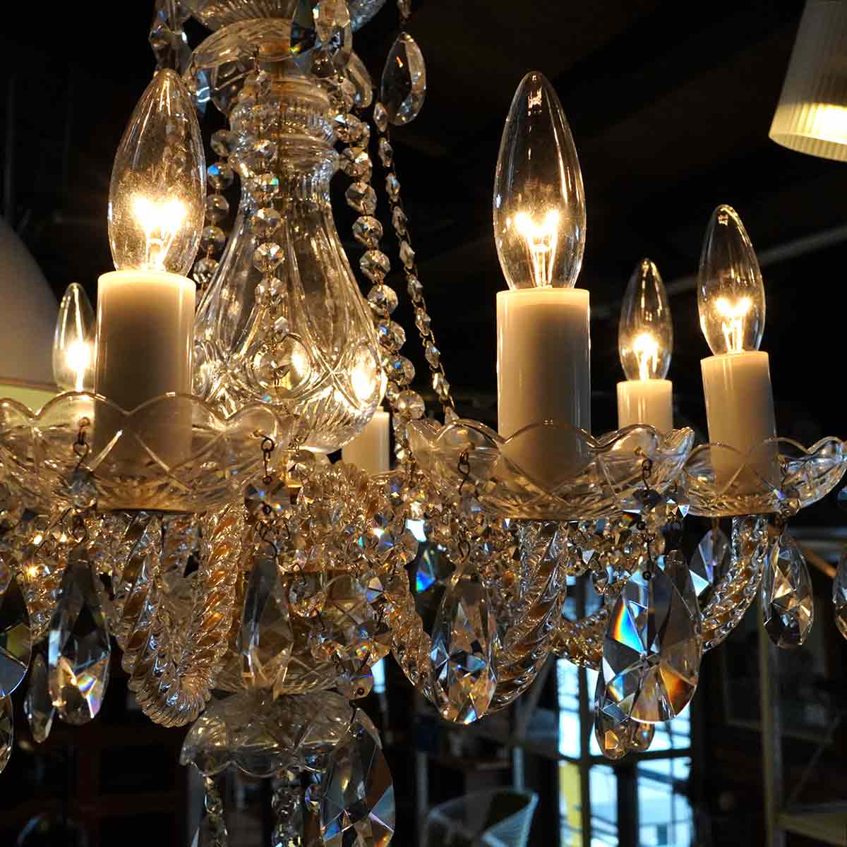 ジョゼフ・ヴラノフスキー / JOSEF WRANOVSKY チェコクリスタルシャンデリア 8灯 BCZ-7553 中古