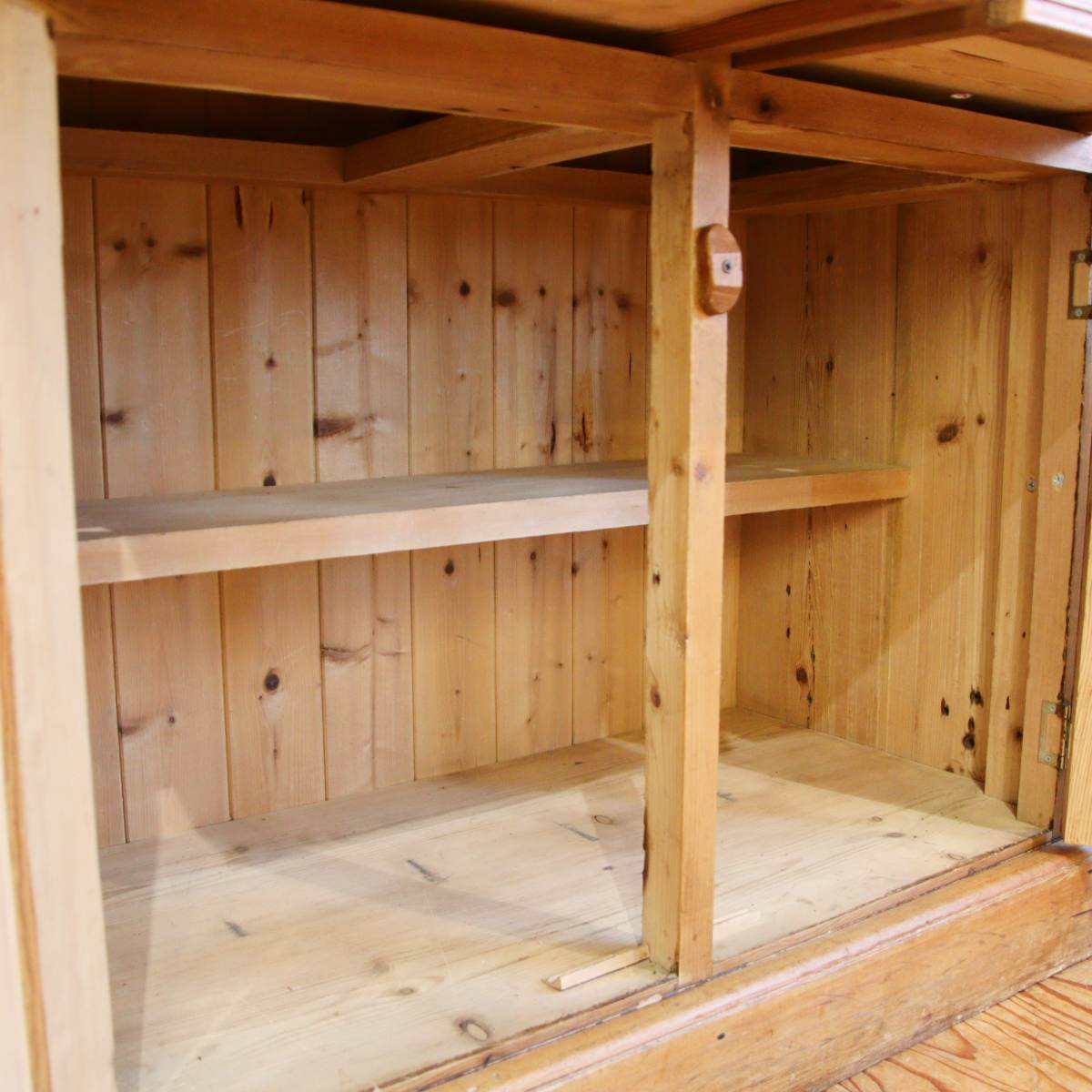 英国アンティーク オールドパイン材 カップボード 食器棚 アンティーク