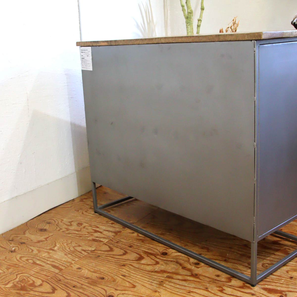 カレ / KARE メブサオショート キャビネット インダストリアル ヴィンテージ風 中古