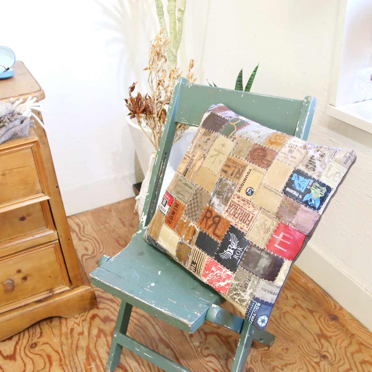 アスプルンド / ASPLUND シャルダ デニム革 パッチワーク クッション 中古