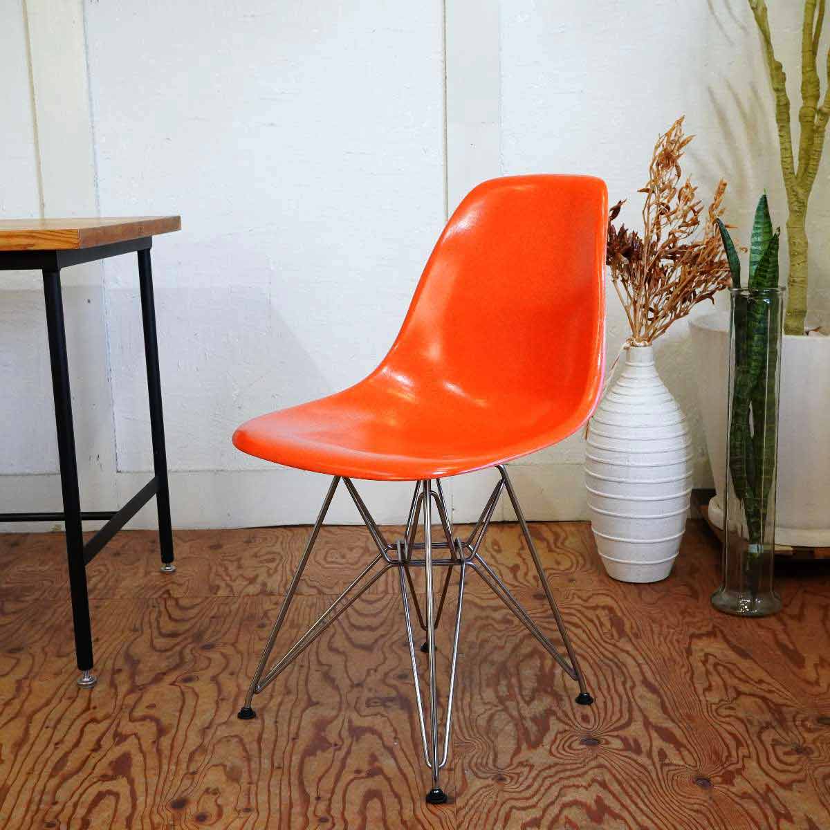 ハーマンミラー / Herman Miller サイドシェルチェア FRP オレンジ 