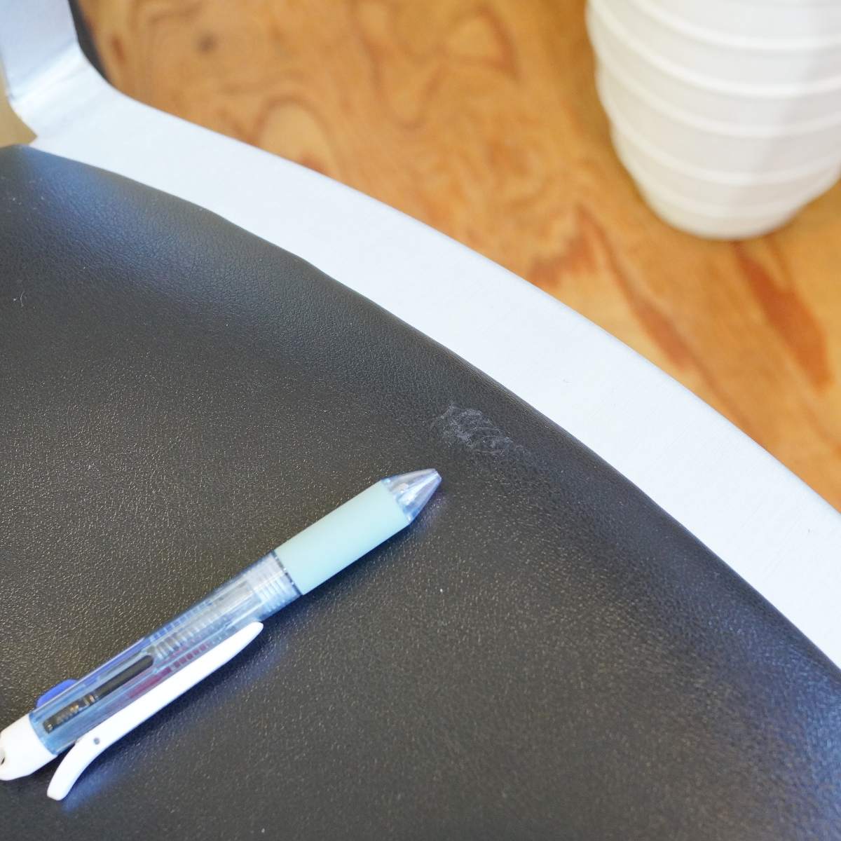 エメコ / EMECO アイコン / ICON チェア チェアパット付き【2】アルミ フィリップ・スタルク 展示品