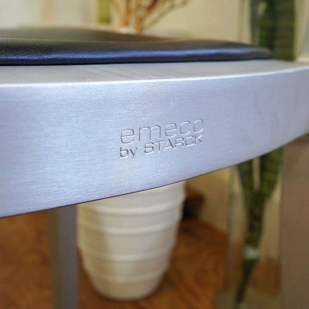 エメコ / EMECO アイコン / ICON チェア チェアパット付き【2】アルミ フィリップ・スタルク 展示品