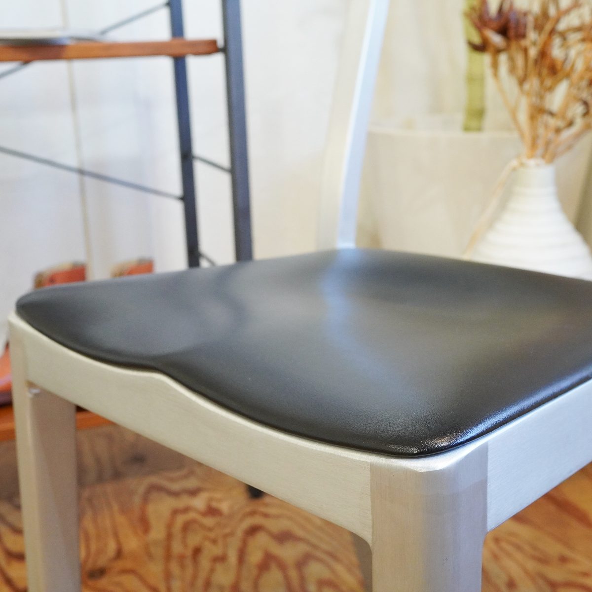 エメコ / EMECO アイコン / ICON チェア チェアパット付き【2】アルミ フィリップ・スタルク 展示品