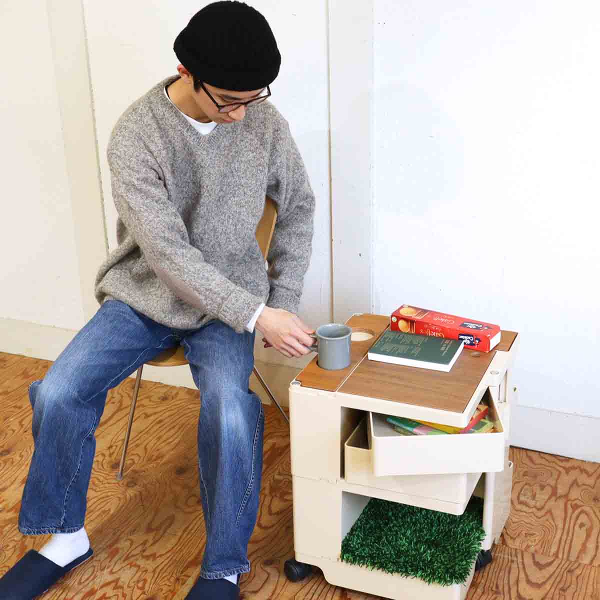 B-LINE ボビーワゴン 2段2トレイ ベージュ 日本限定カラー オプション付き ジョエ・コロンボ 中古