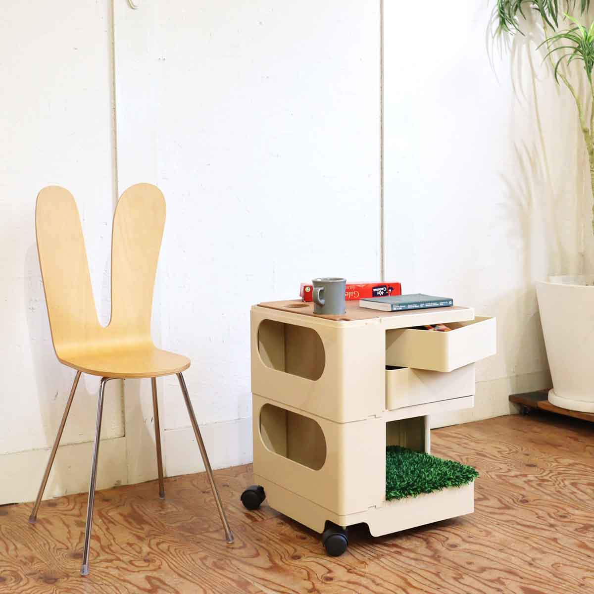 B-LINE ボビーワゴン 2段2トレイ ベージュ 日本限定カラー オプション付き ジョエ・コロンボ 中古