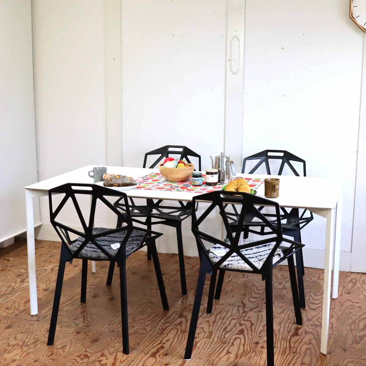 マジス / MAGIS チェア ワン 4レッグ ブラック 【4】 展示品