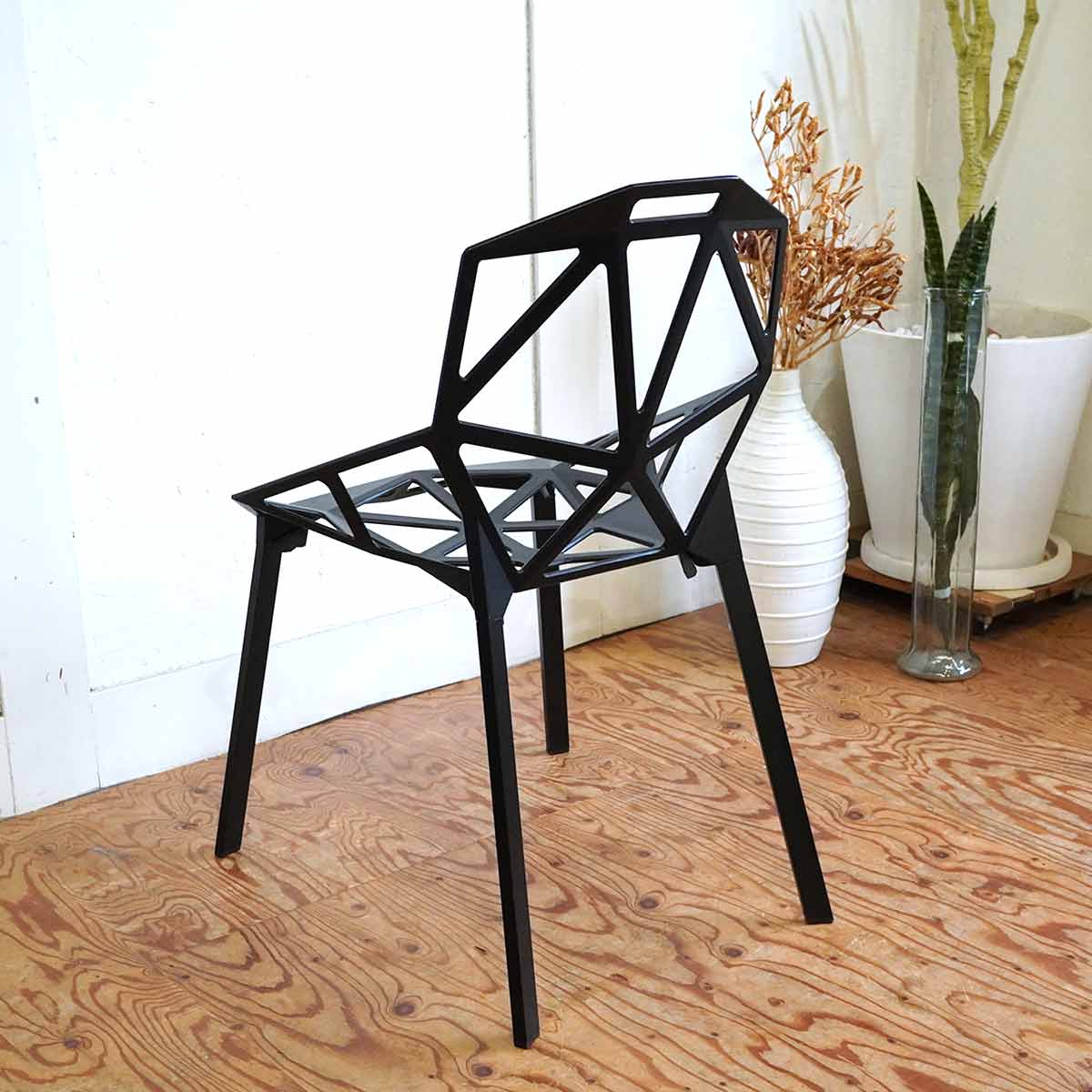 マジス / MAGIS チェア ワン 4レッグ ブラック 【1】 展示品